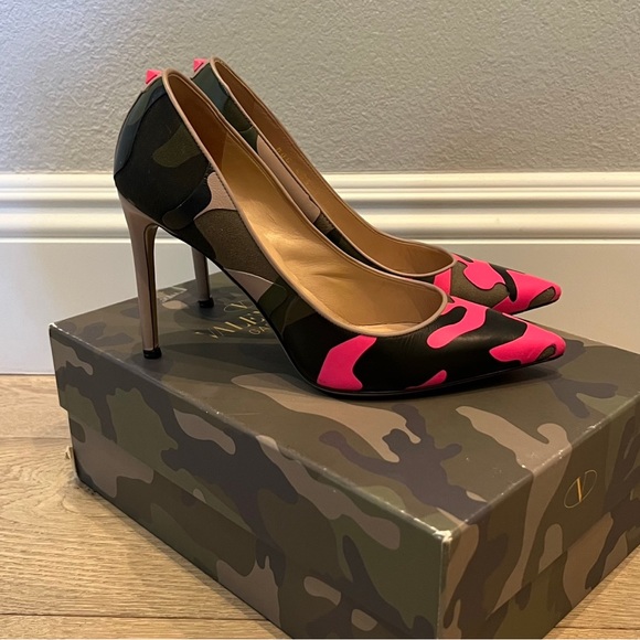 Valentino Rockstud RARE Camo Pink Pumps - Picture 3 of 12